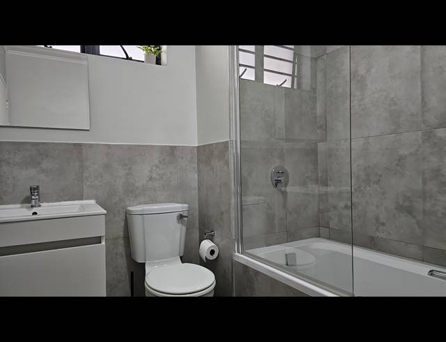 2 BEDROOM APARTMENT FOR SALE IN PARKHAVEN